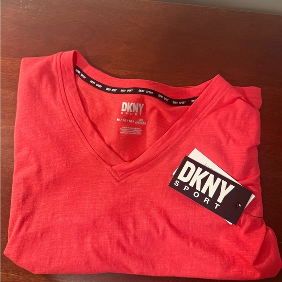 NWT DKNY Sport Burnout Coral V-Neck Tee MED - Picture 1 of 4